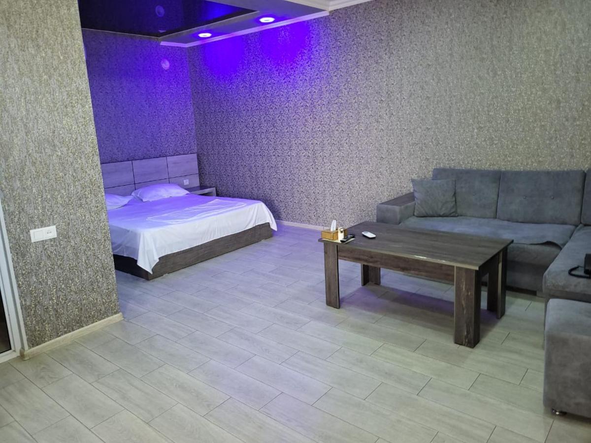 Ralina Restaurant And Hotel Davalinskiy Tsemzavod 外观 照片